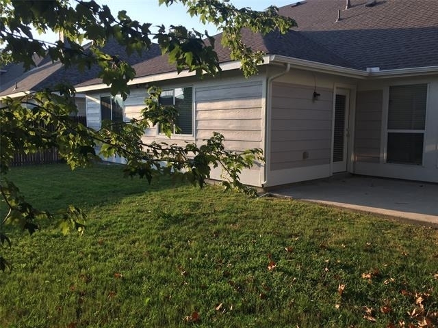 9837 Meadow Rue Drive - Photo 15