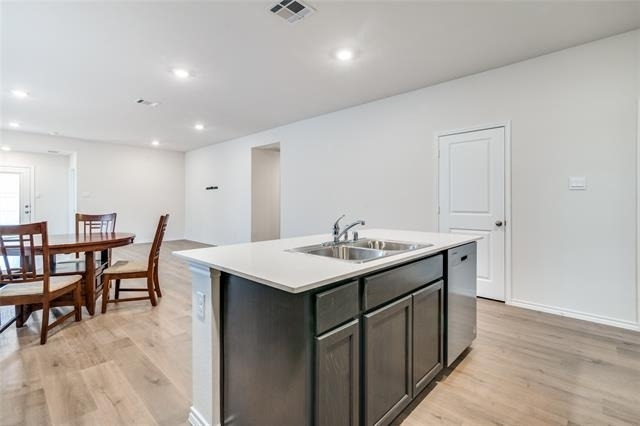 3032 Zinnia Street - Photo 6