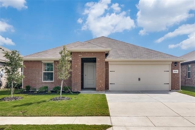 3032 Zinnia Street - Photo 0