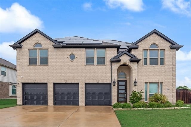 1539 Legacy Drive - Photo 0