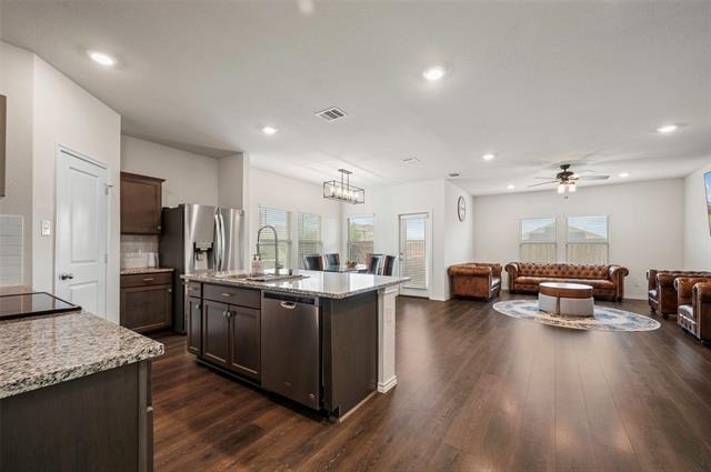 901 Euston Street - Photo 2