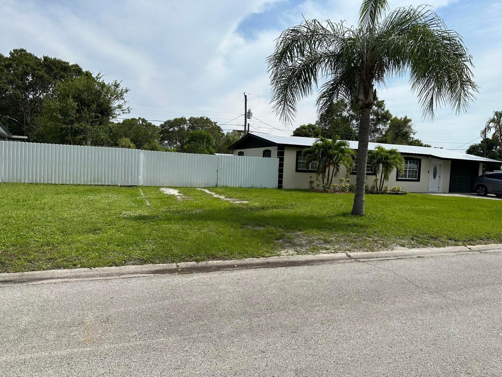 355 Johnston Street - Photo 14