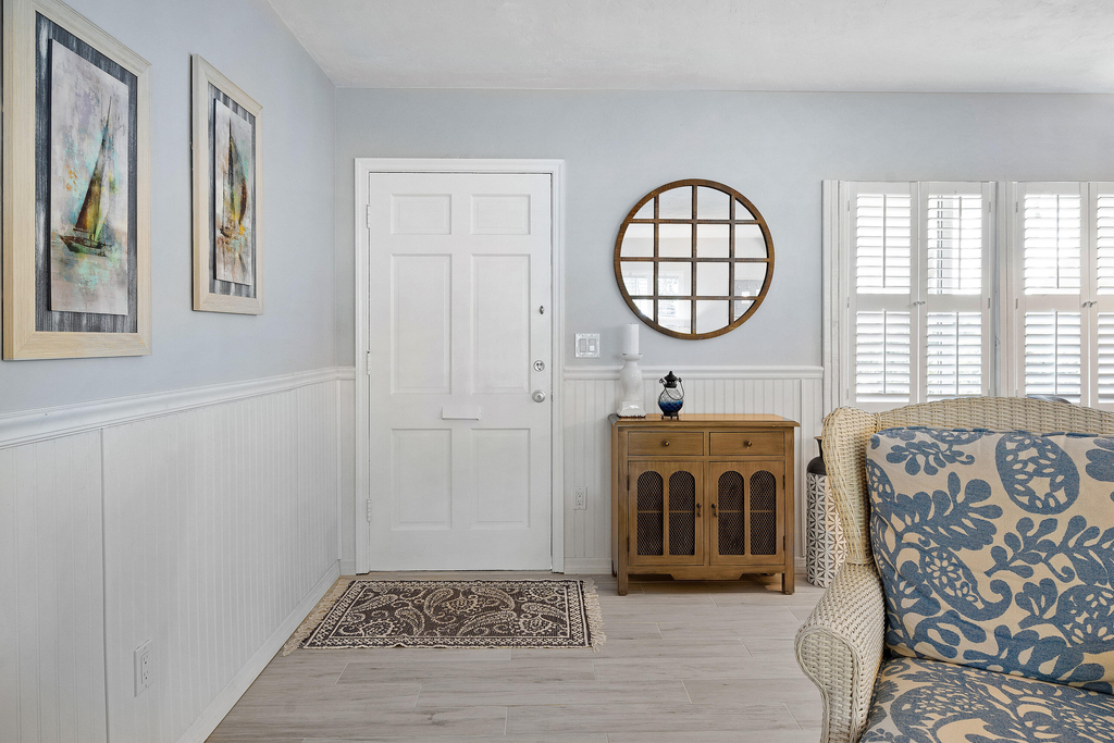 1030 Langer Way - Photo 5