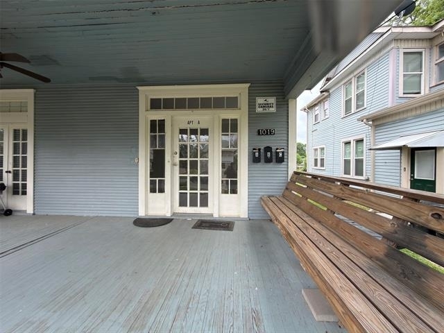 1019 Sheridan Avenue - Photo 2