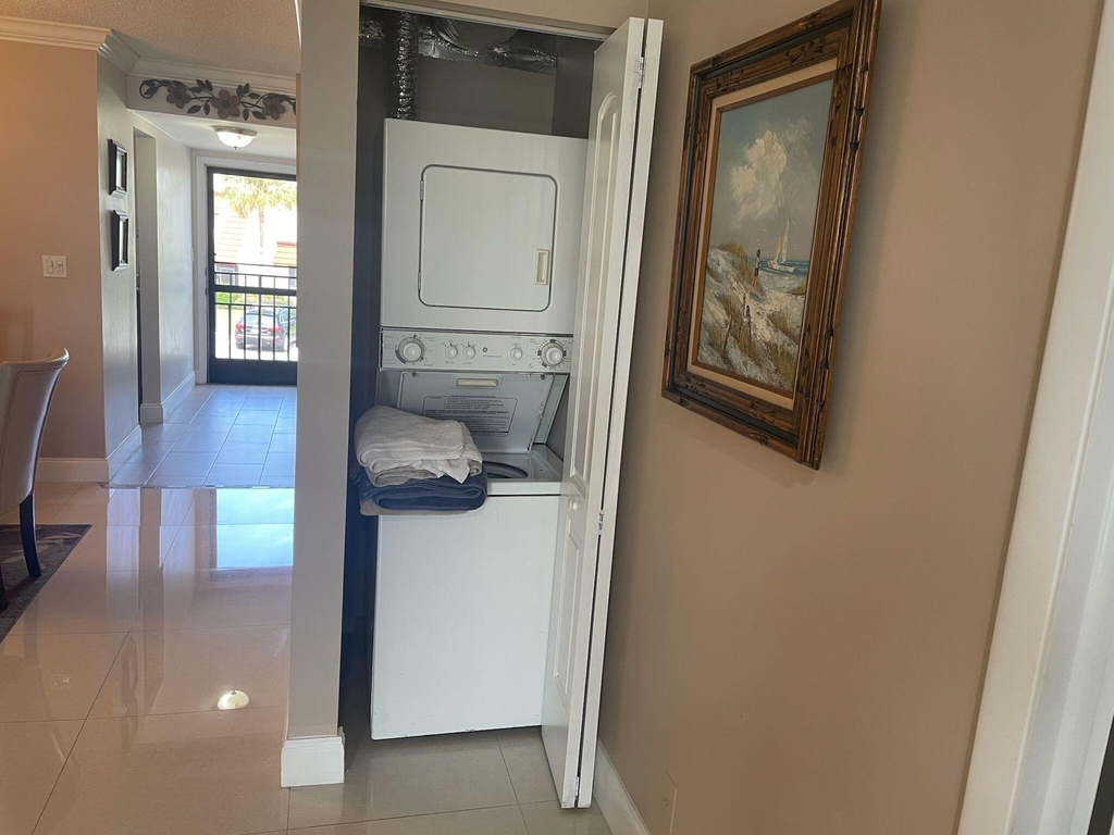 4539 Luxemburg Court - Photo 28