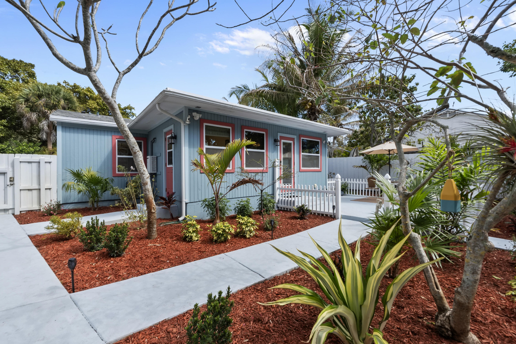 2396 Easy Street - Photo 0