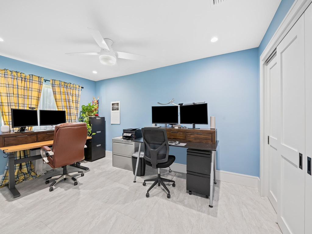 2754 Ne 31st Court - Photo 16