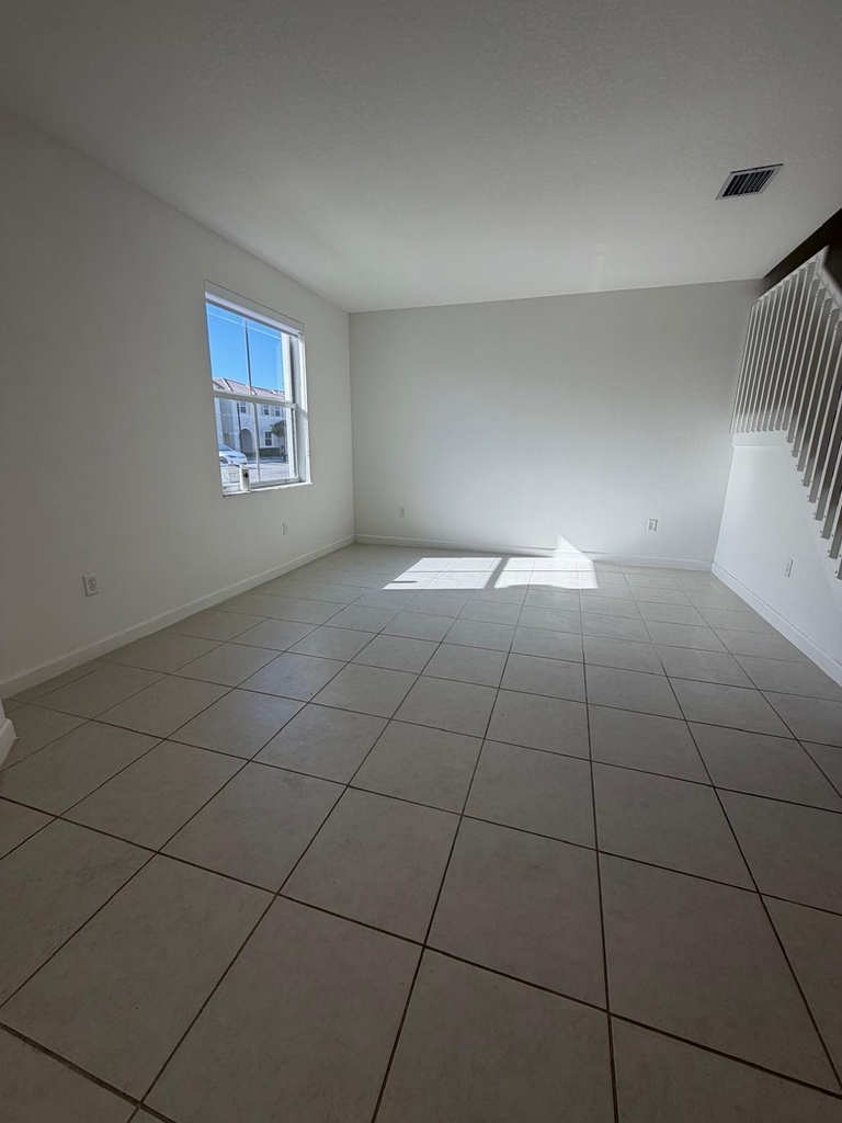 2885 Se 25th Road - Photo 11