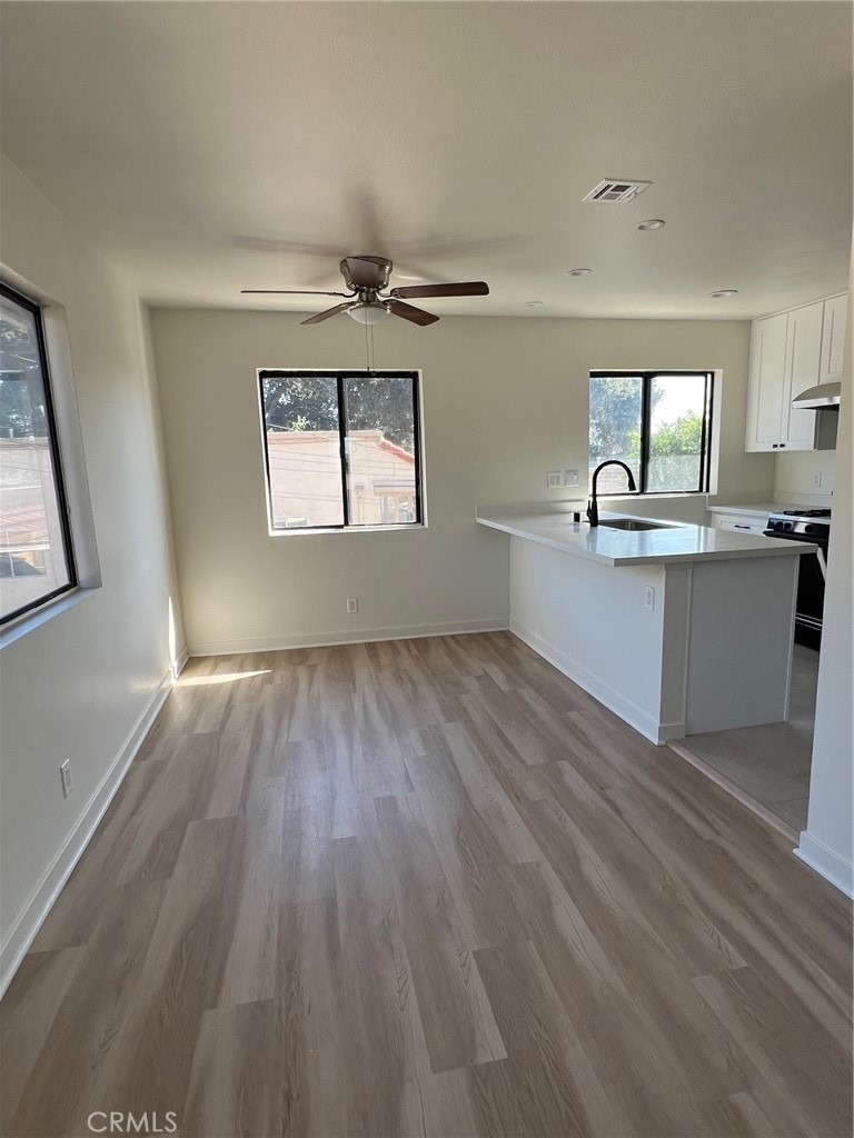 235 W 4th Street - Photo 9