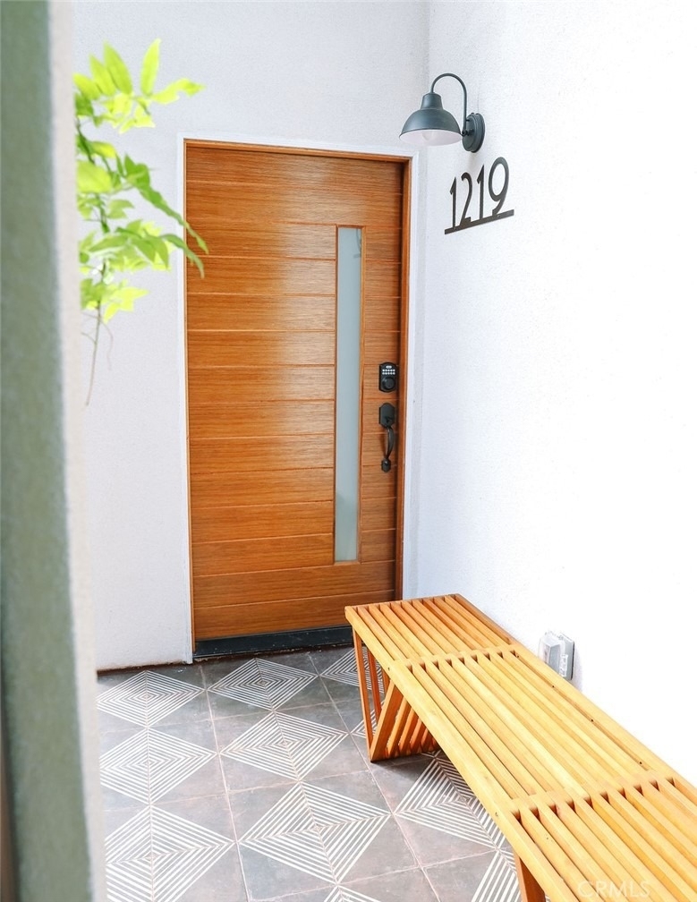 1219 N Alexandria Avenue - Photo 40