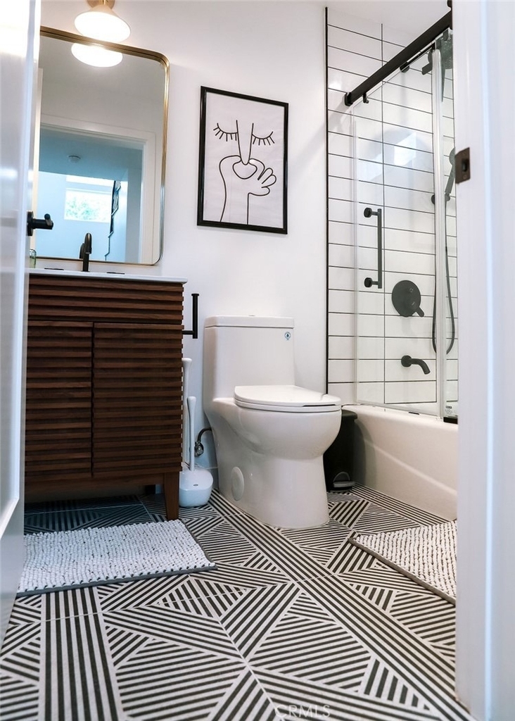 1219 N Alexandria Avenue - Photo 35