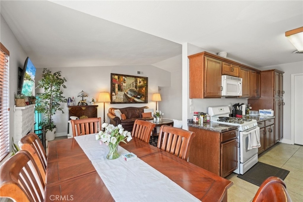 39144 Whiteash Drive - Photo 19