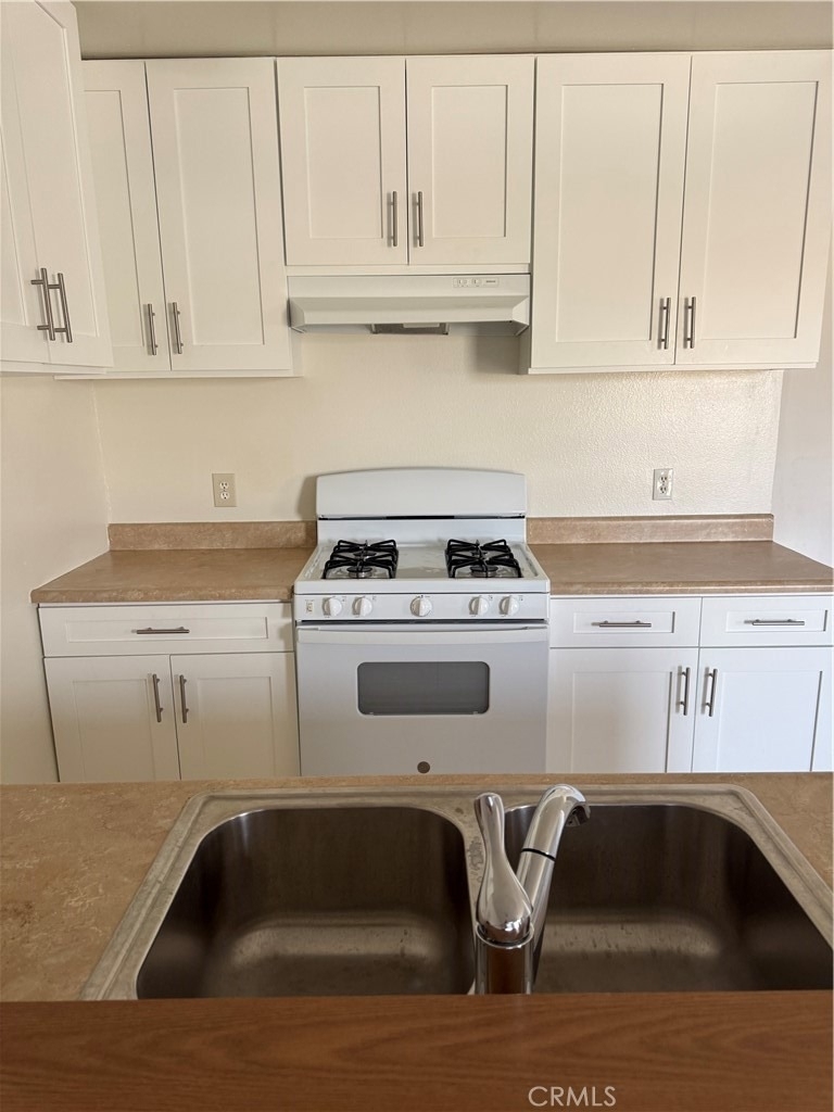 4816 Rosewood - Photo 5
