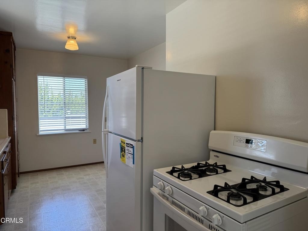520 Linwood Avenue - Photo 6