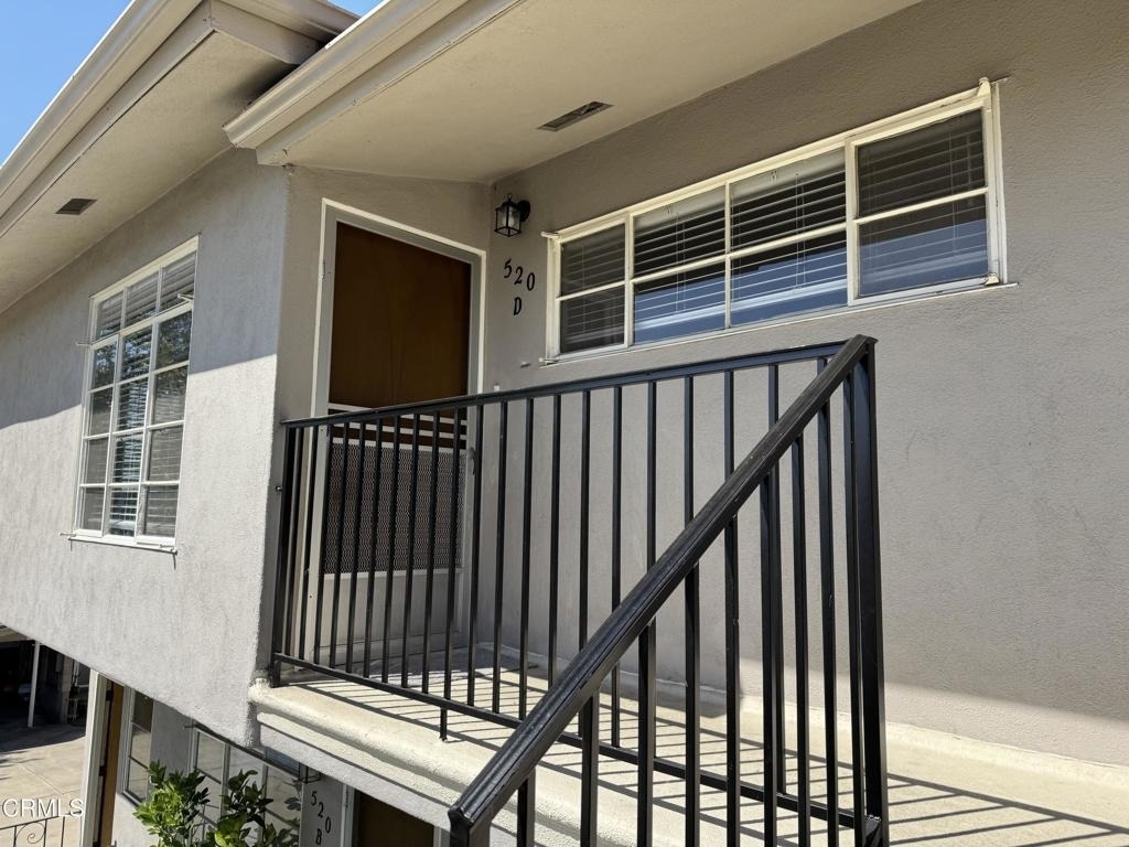 520 Linwood Avenue - Photo 2