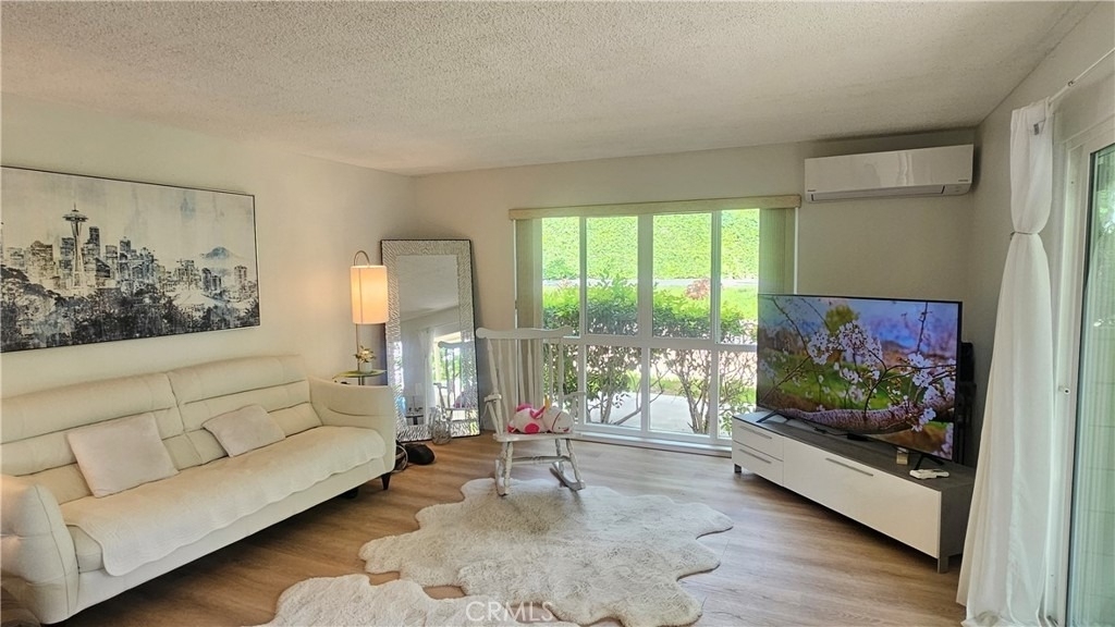 477 Calle Cadiz - Photo 2