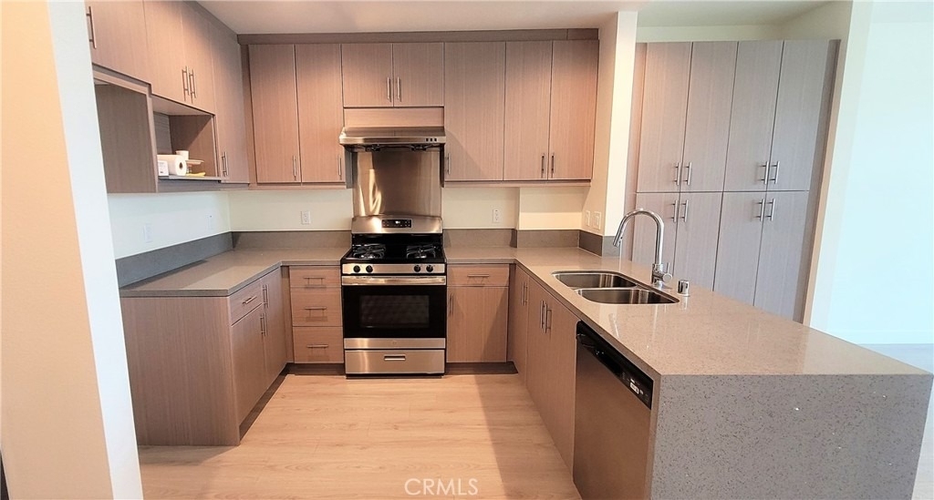 168 S Monterey - Photo 3