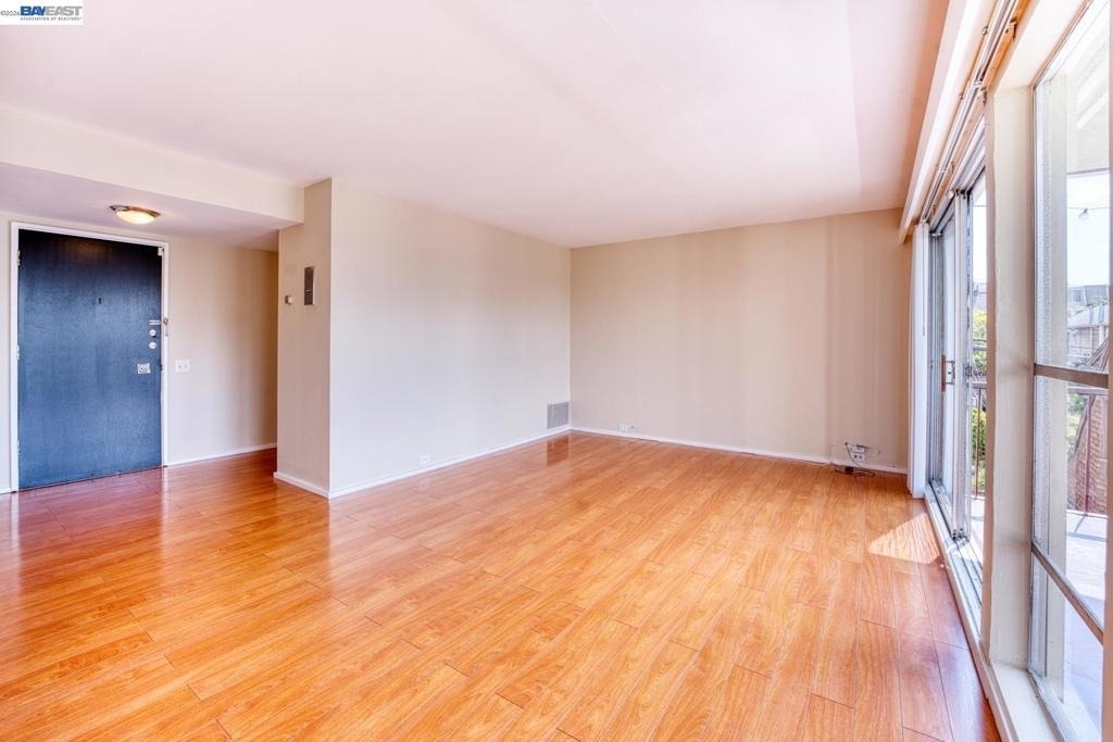3815 Harrison St - Photo 12