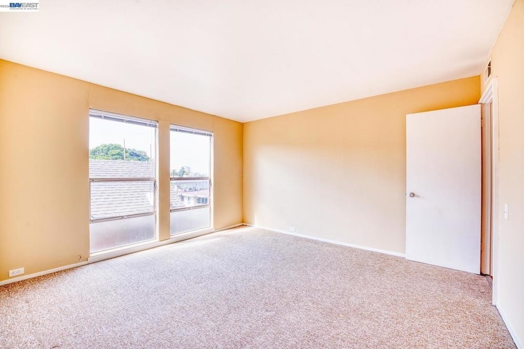 3815 Harrison St - Photo 28