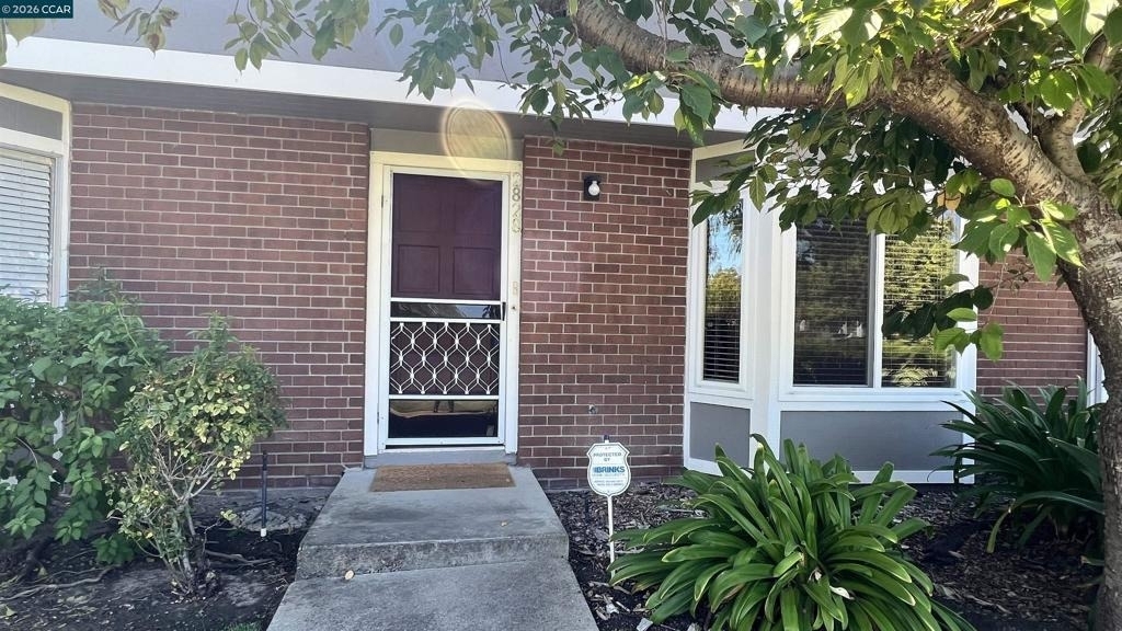 2828 Royal Ann Ln - Photo 1