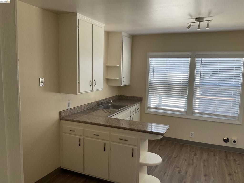 510 Mc Laughlin Street - Photo 1