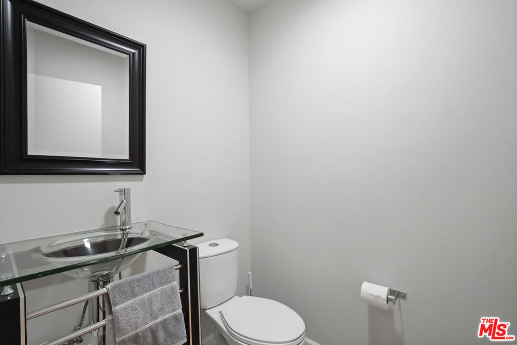 9842 Portola Drive - Photo 23