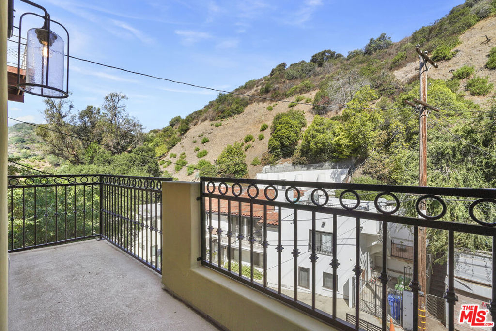 9842 Portola Drive - Photo 45