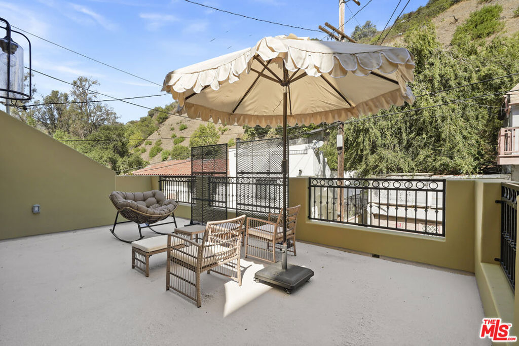 9842 Portola Drive - Photo 18
