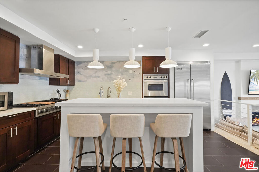 9842 Portola Drive - Photo 10