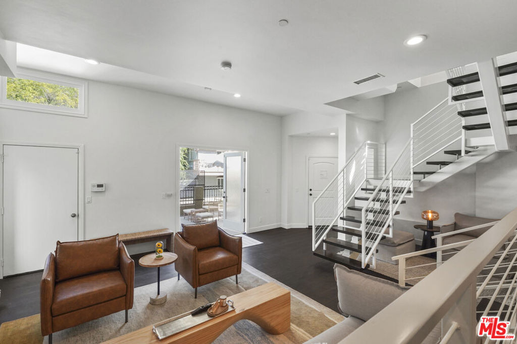 9842 Portola Drive - Photo 8