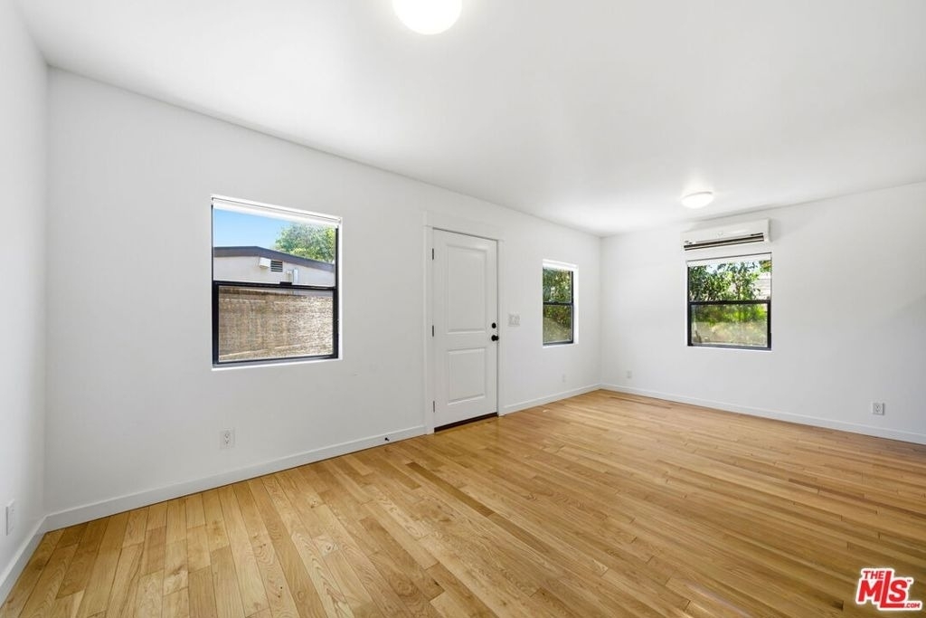 1741 N Avenue 46 - Photo 6