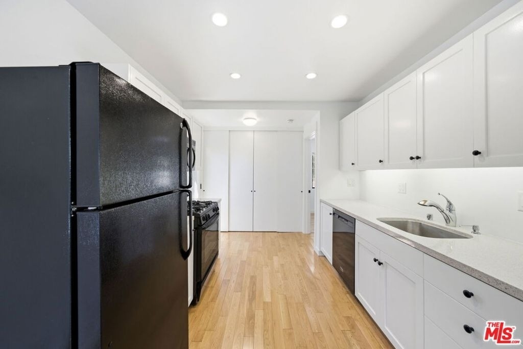 1741 N Avenue 46 - Photo 8