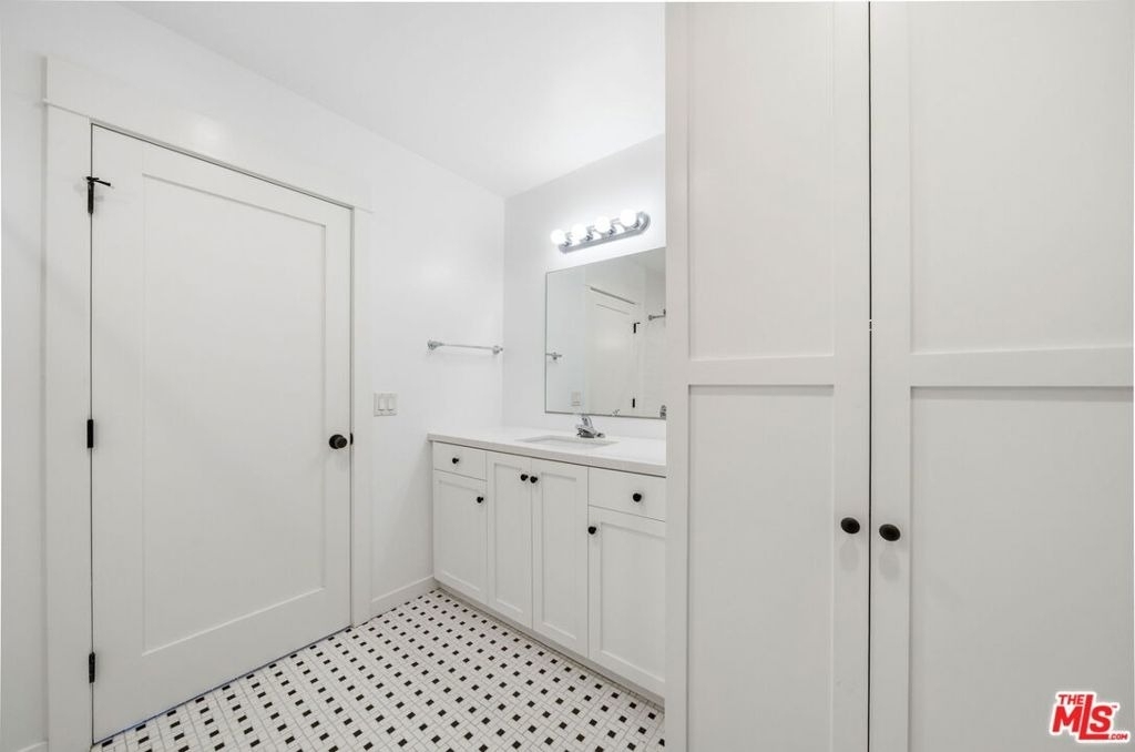 1741 N Avenue 46 - Photo 16