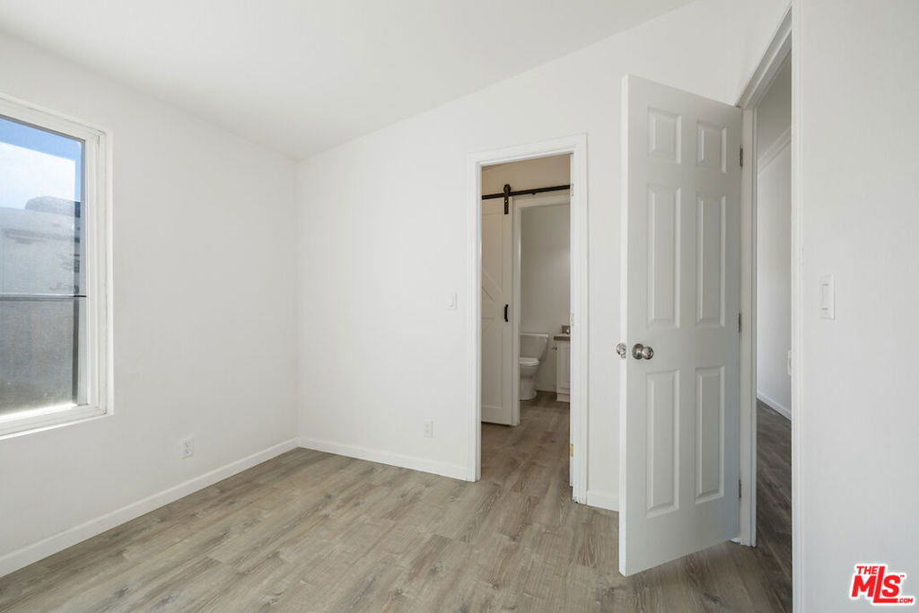 45999 South Drive - Photo 16