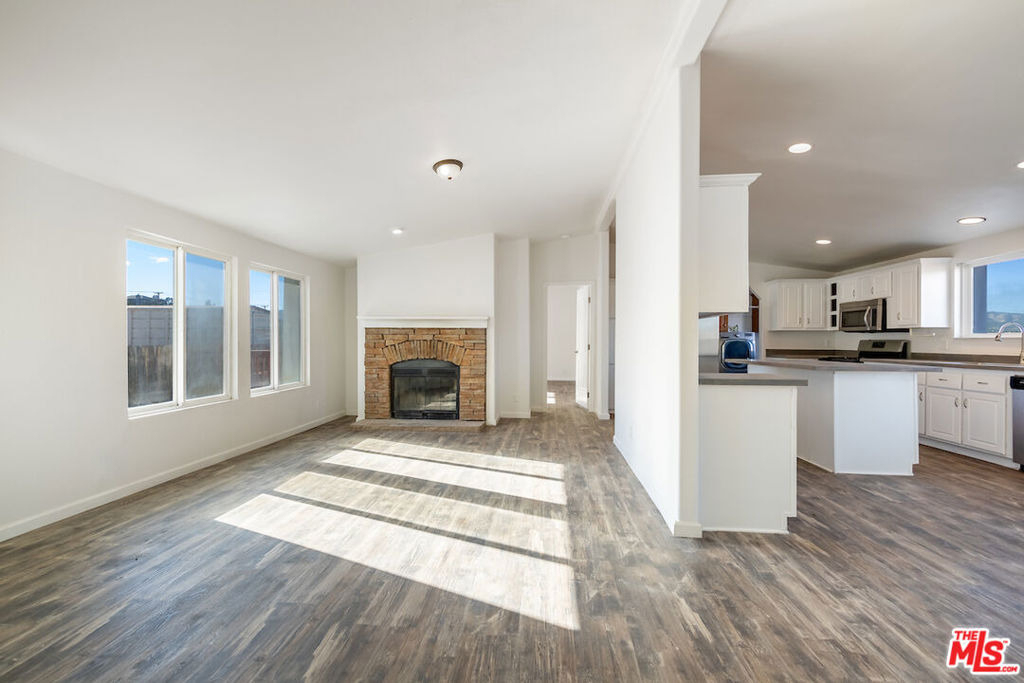 45999 South Drive - Photo 5