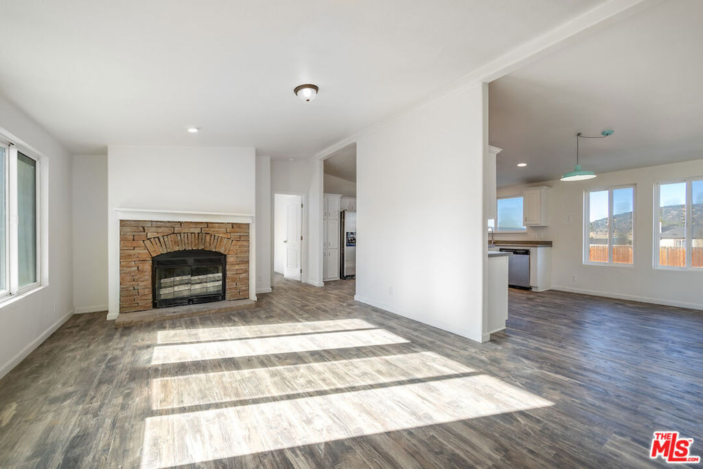 45999 South Drive - Photo 4