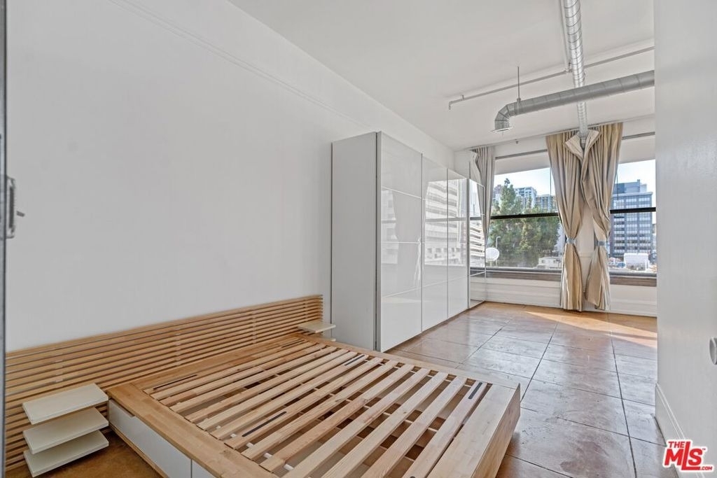 108 W 2nd Street - Photo 21