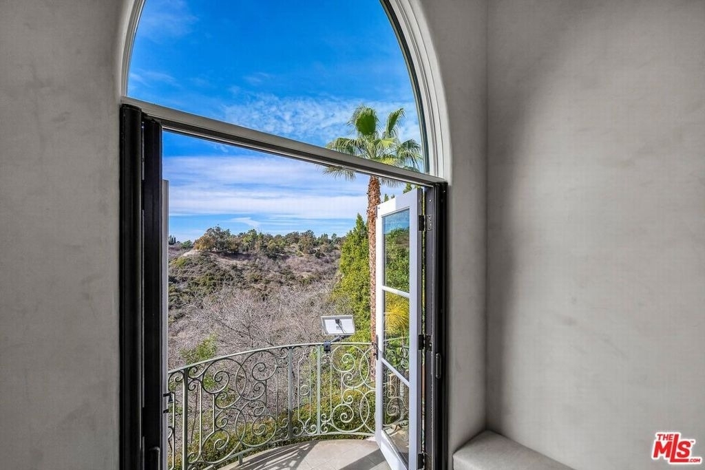 3110 Benedict Canyon Drive - Photo 38