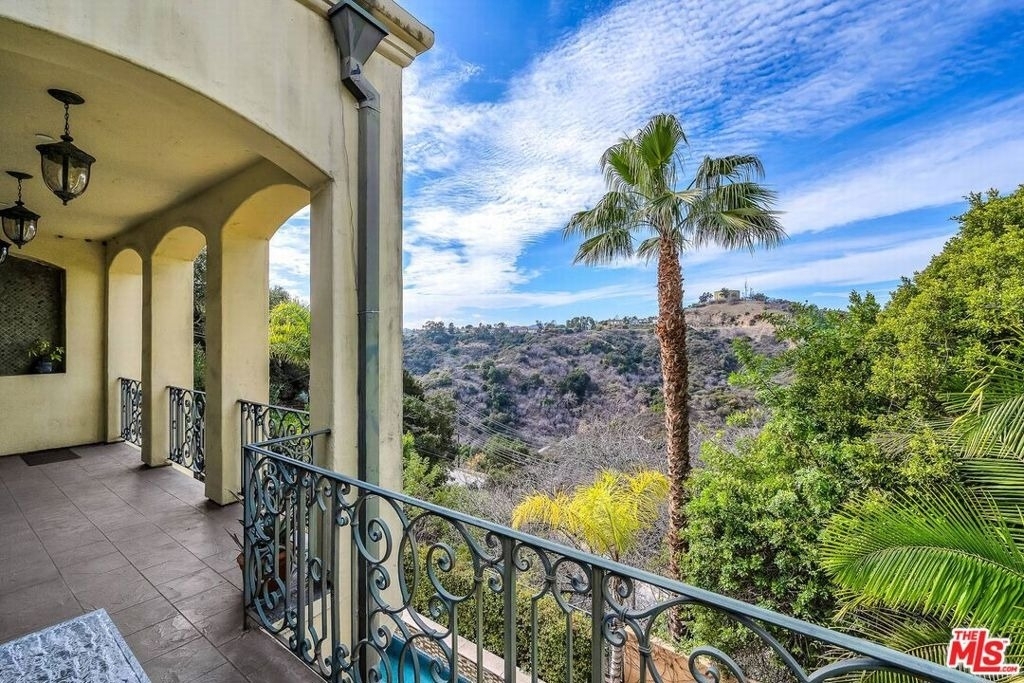 3110 Benedict Canyon Drive - Photo 19