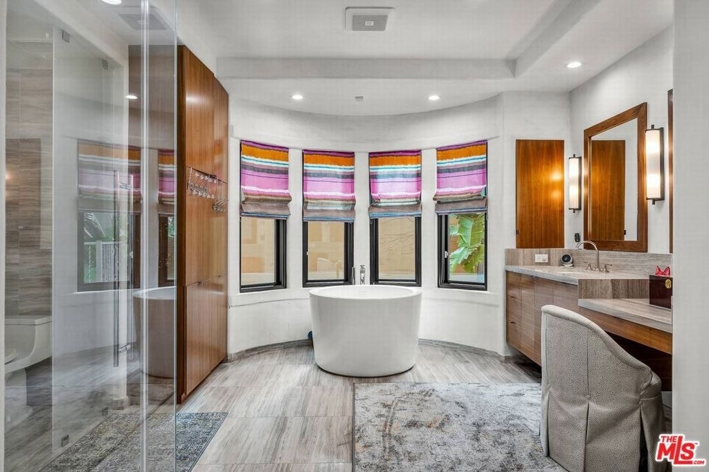 3110 Benedict Canyon Drive - Photo 24