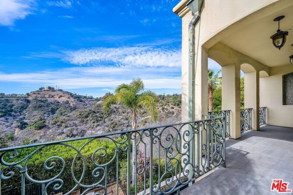 3110 Benedict Canyon Drive - Photo 36