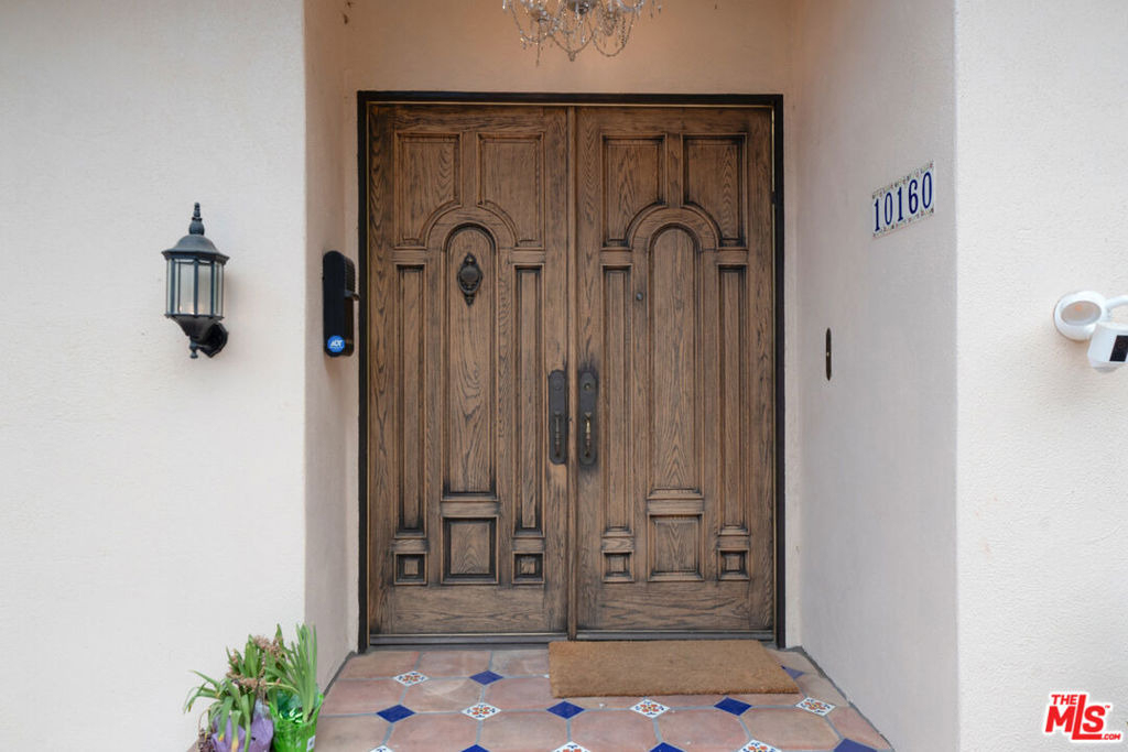 10160 Cielo Drive - Photo 5