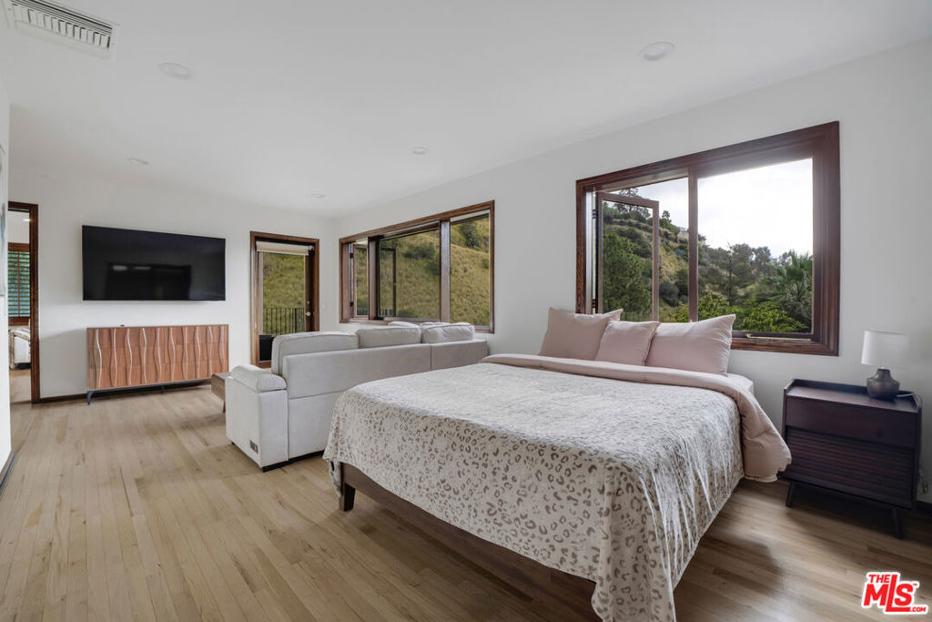 10160 Cielo Drive - Photo 23