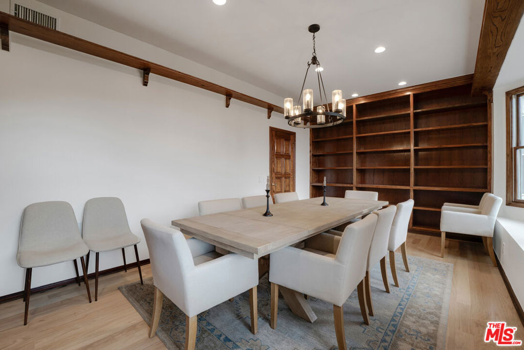 10160 Cielo Drive - Photo 16
