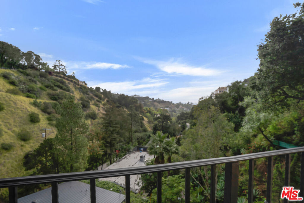 10160 Cielo Drive - Photo 33