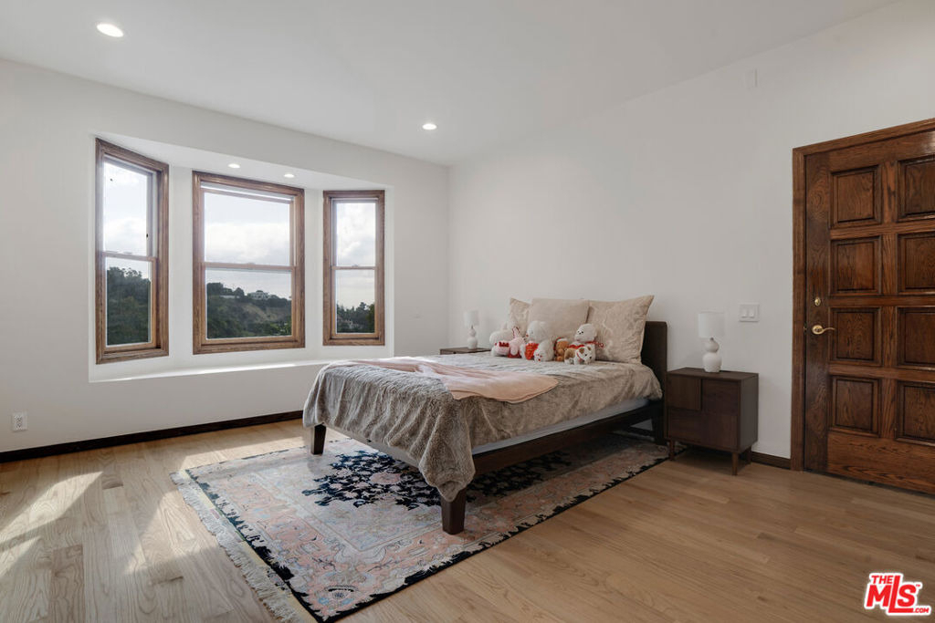 10160 Cielo Drive - Photo 13