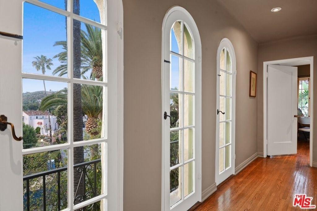 6717 Whitley Terrace - Photo 9