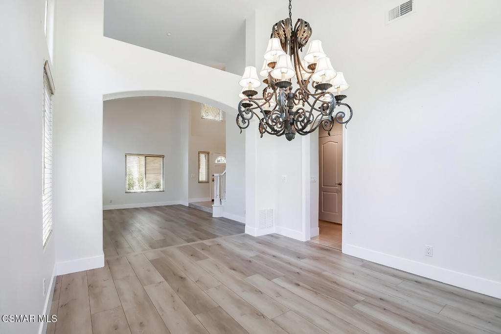5618 Silver Valley Avenue - Photo 8