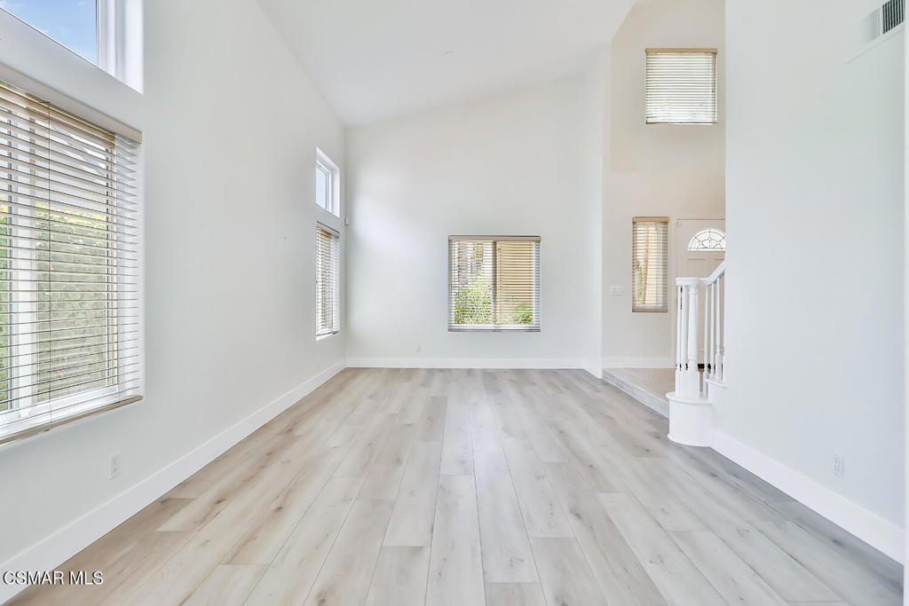 5618 Silver Valley Avenue - Photo 5