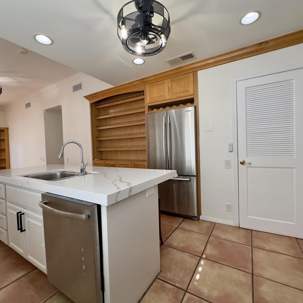 40064 Silktree Court - Photo 6